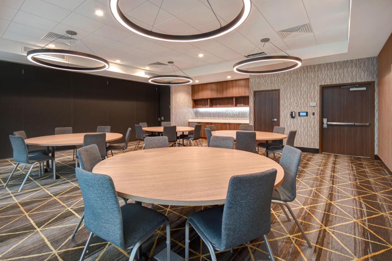 Holiday Inn - Erie By Ihg Εξωτερικό φωτογραφία