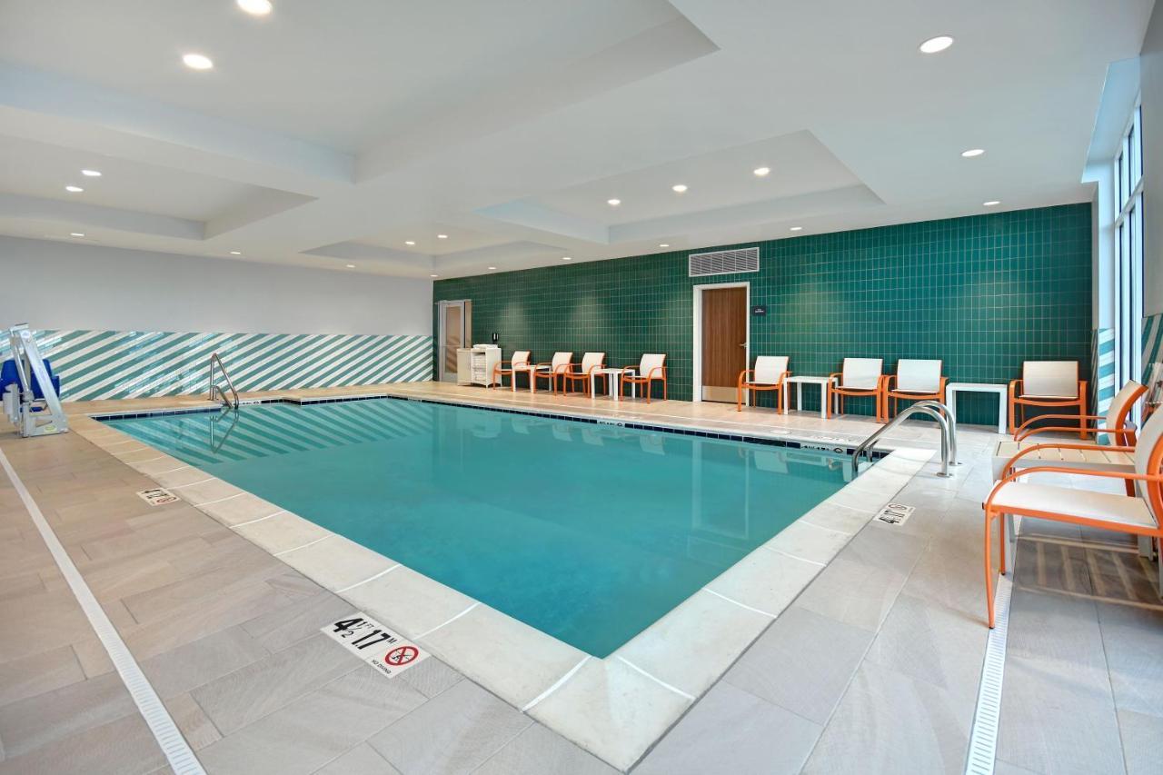Holiday Inn - Erie By Ihg Εξωτερικό φωτογραφία