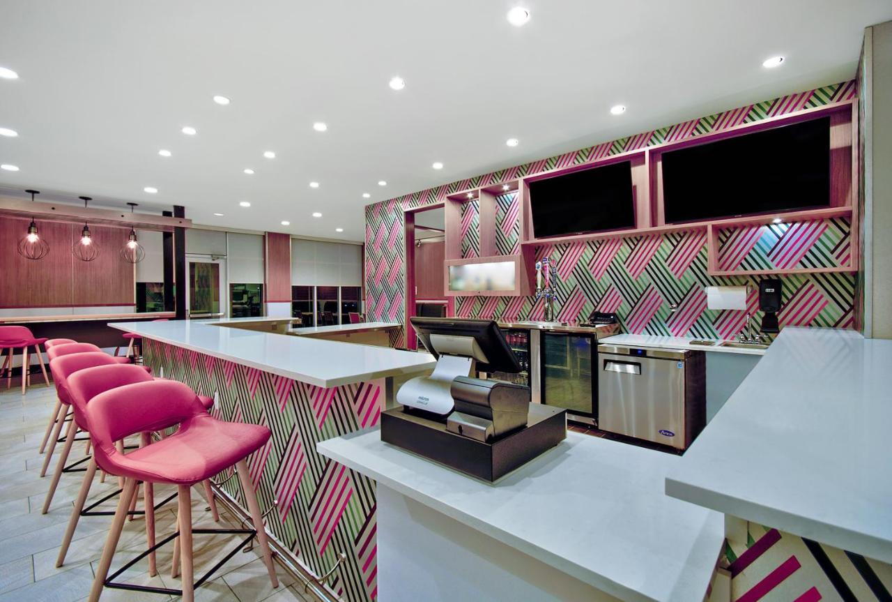 Holiday Inn - Erie By Ihg Εξωτερικό φωτογραφία