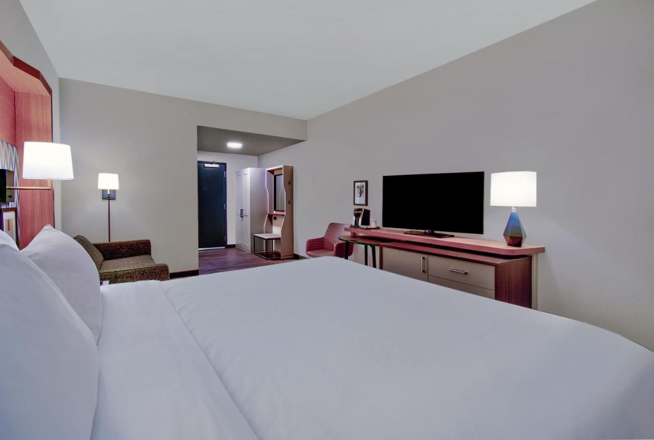 Holiday Inn - Erie By Ihg Εξωτερικό φωτογραφία