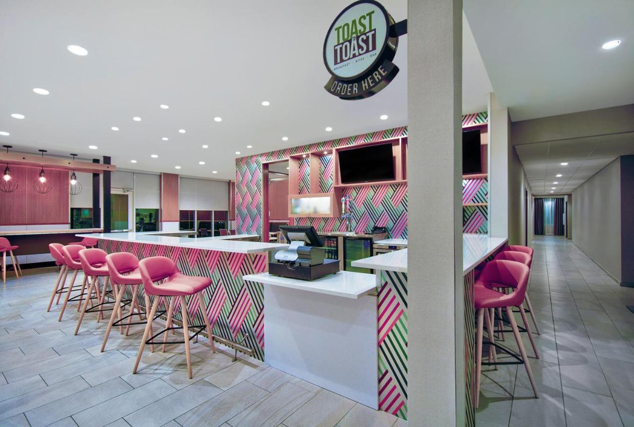 Holiday Inn - Erie By Ihg Εξωτερικό φωτογραφία